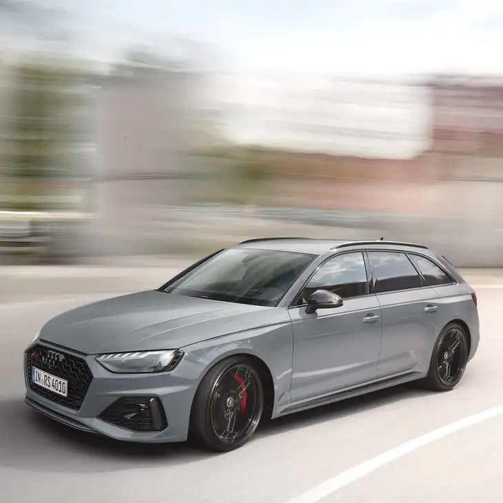 Audi rs4 Avant front side driving