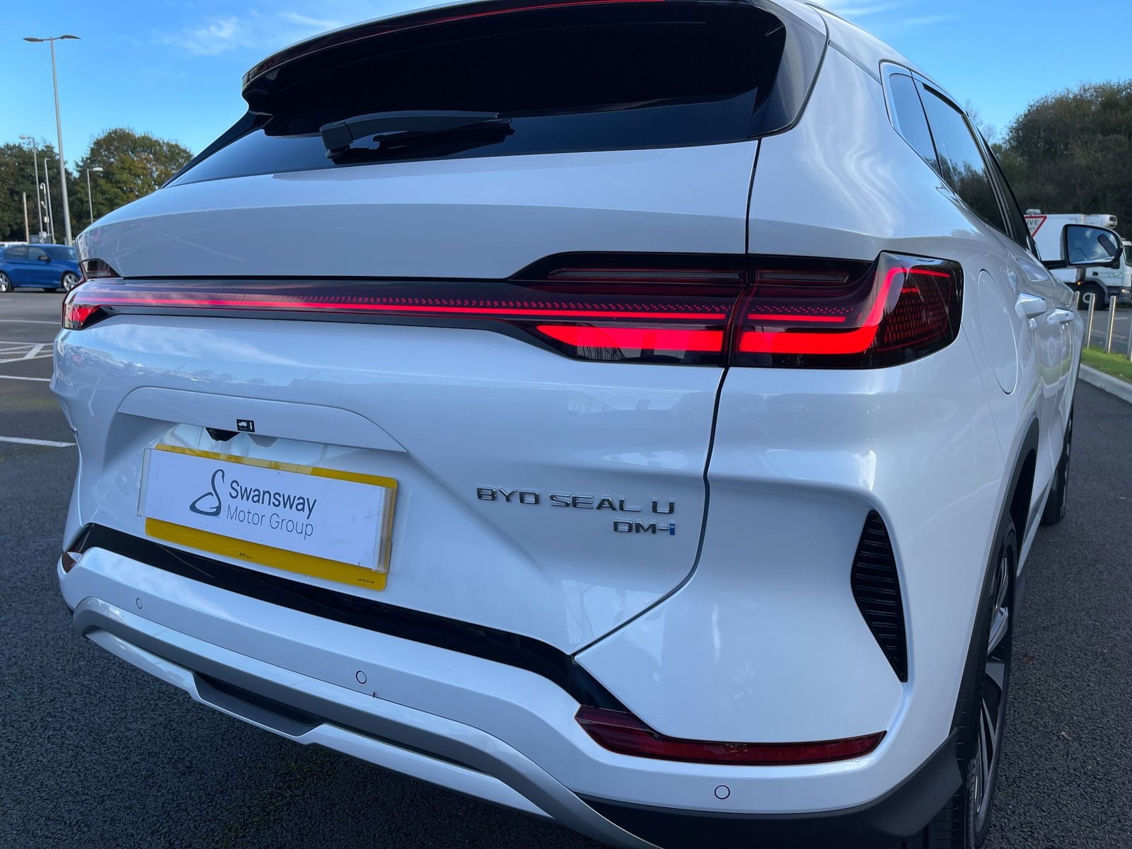 Image of White BYD SEAL U from the Rear