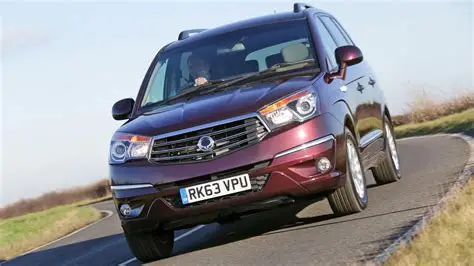 ssangyong turismo driving on road