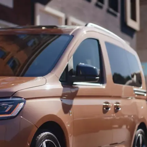 volkswagen caddy side