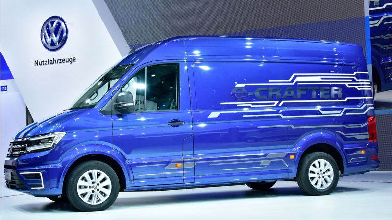 volkswagen e crafter side